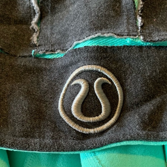 Lululemon sweater size 6 grey & aqua - Picture 2 of 8
